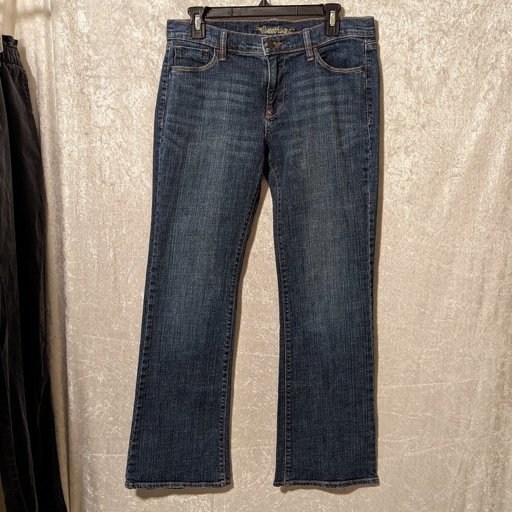 Old Navy Sweetheart Boot Cut Dark Wash Jeans EUC